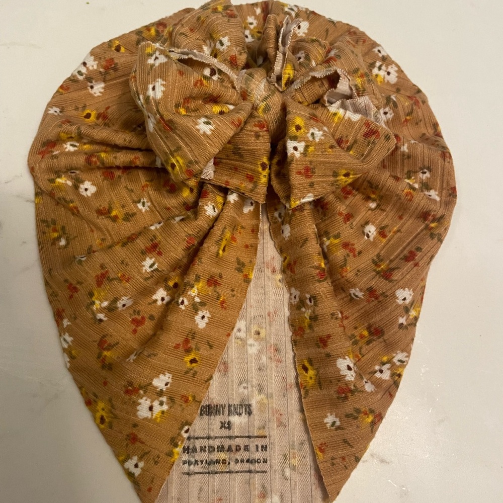 Bunny Knots Size XS Turban